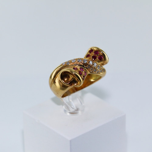 Bague croisée "nœud" diamants et rubis