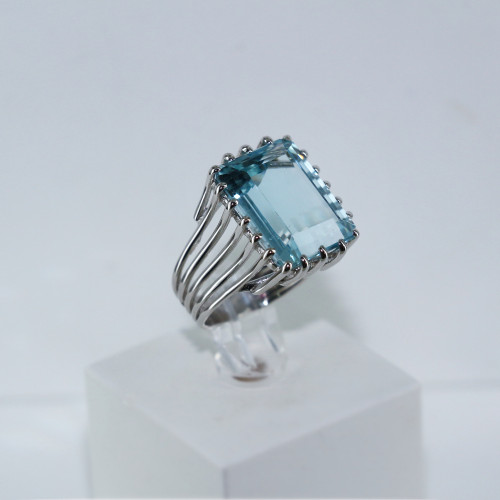 Bague aigue-marine